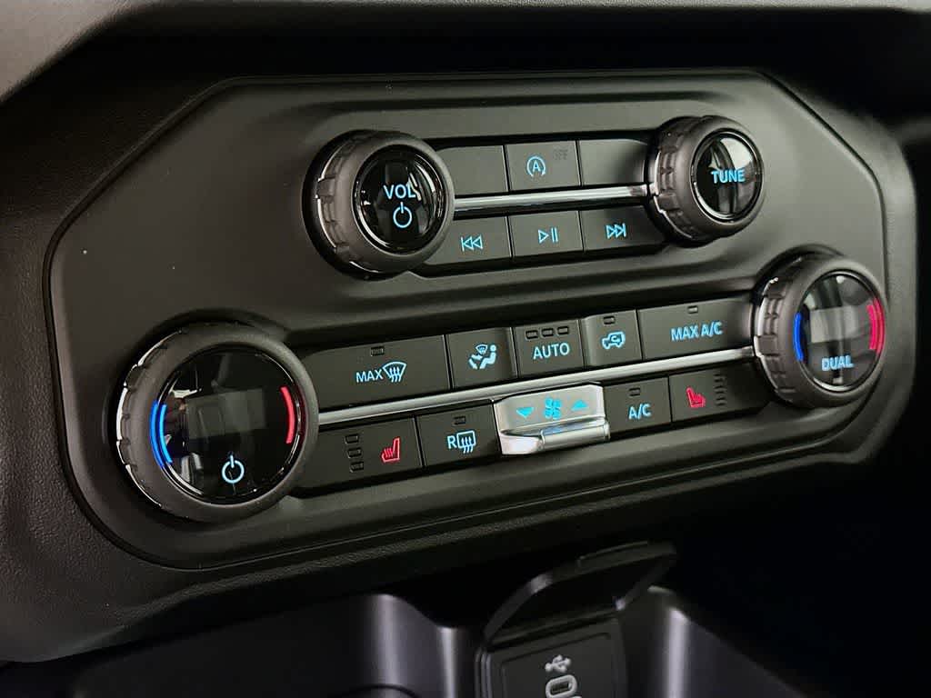 Thumbnail: 2026 Ford Bronco - 18