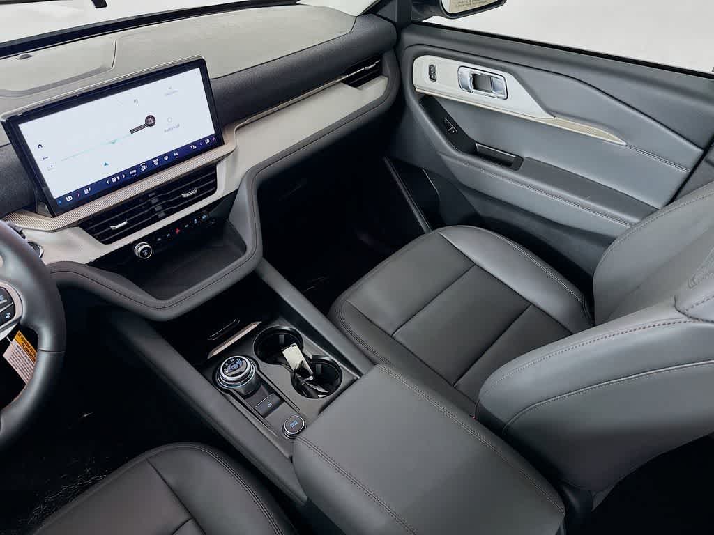 Thumbnail: 2025 Ford Explorer - 11