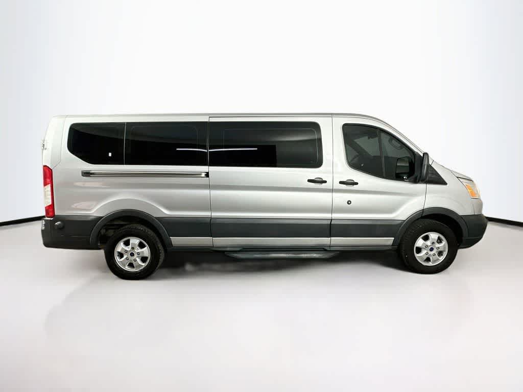 Thumbnail: 2017 Ford Transit Series - 24