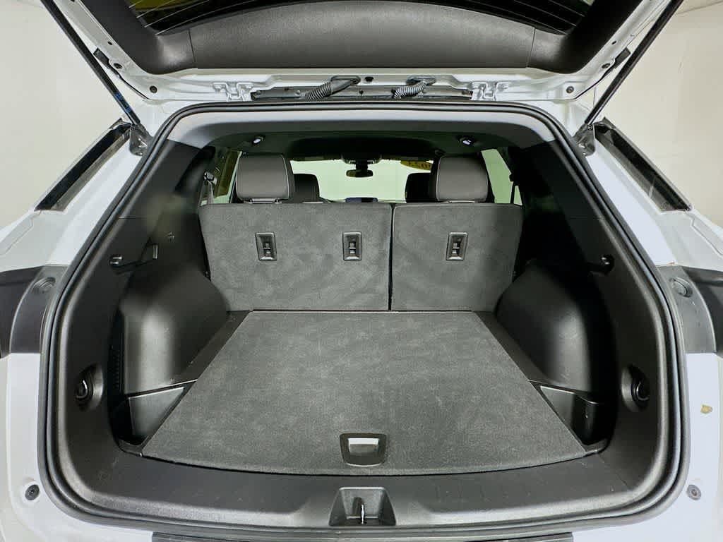 Thumbnail: 2023 Chevrolet Blazer - 21