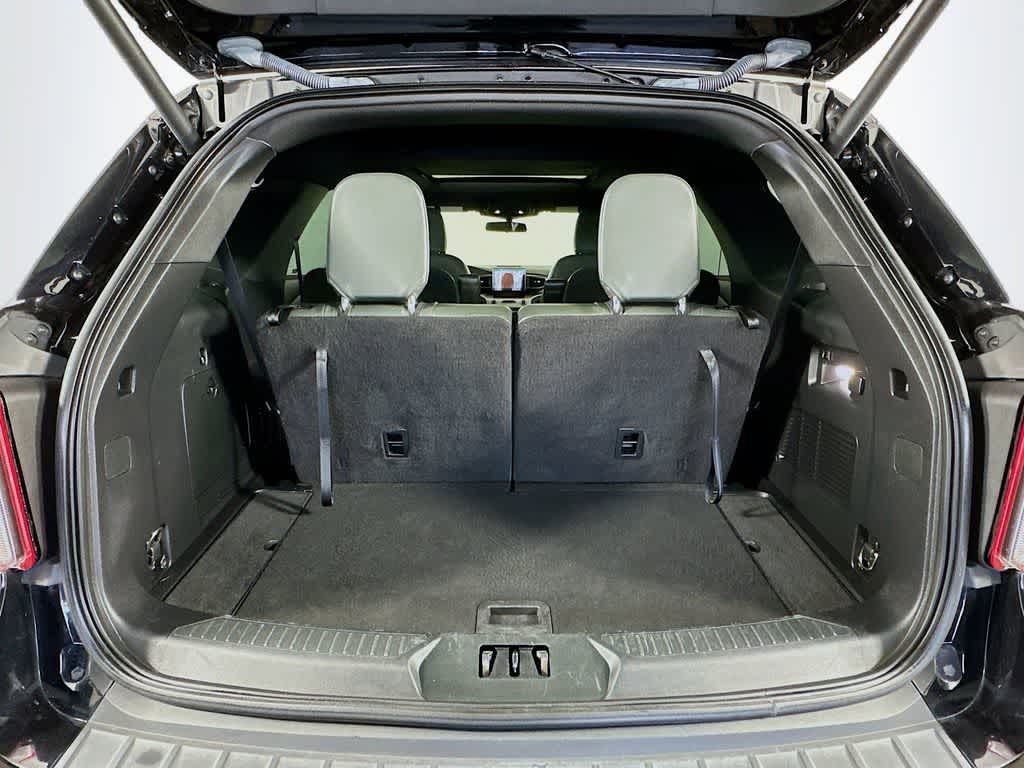 Thumbnail: 2022 Ford Explorer - 21