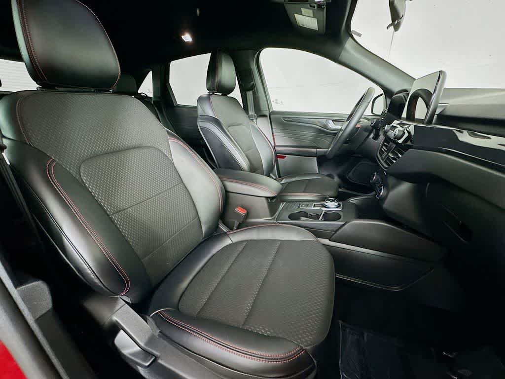 Thumbnail: 2025 Ford Escape - 15