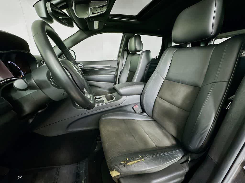 Thumbnail: 2019 Jeep Grand Cherokee - 11