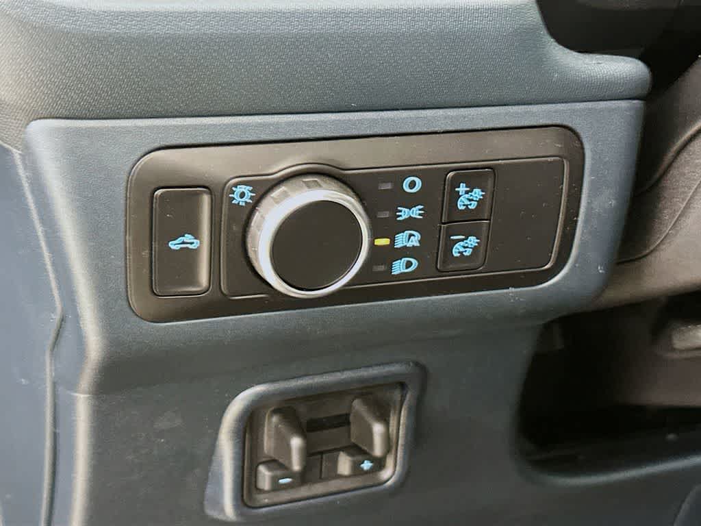 Thumbnail: 2025 Ford Maverick - 26