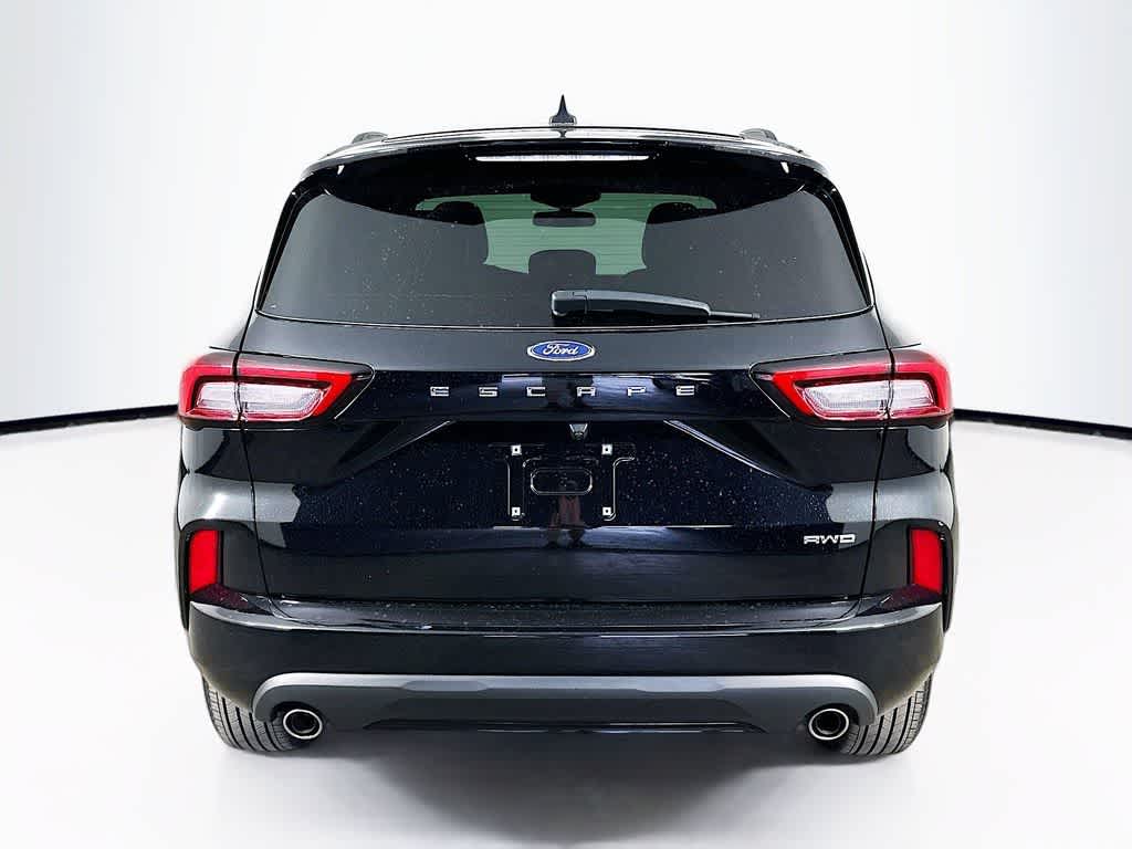 Thumbnail: 2023 Ford Escape - 5