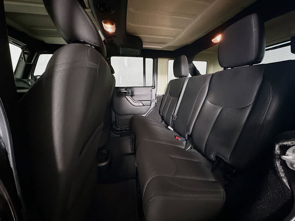 Thumbnail: 2018 Jeep Wrangler - 13