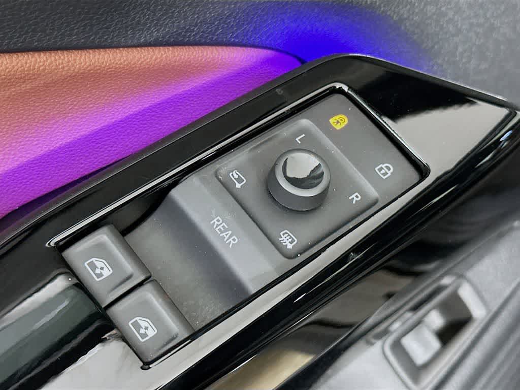Thumbnail: 2021 Volkswagen ID.4 - 27