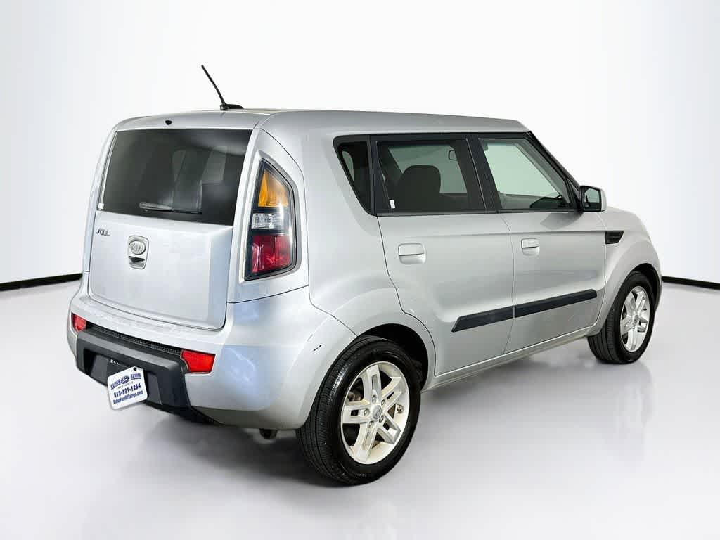 Thumbnail: 2010 Kia Soul - 22