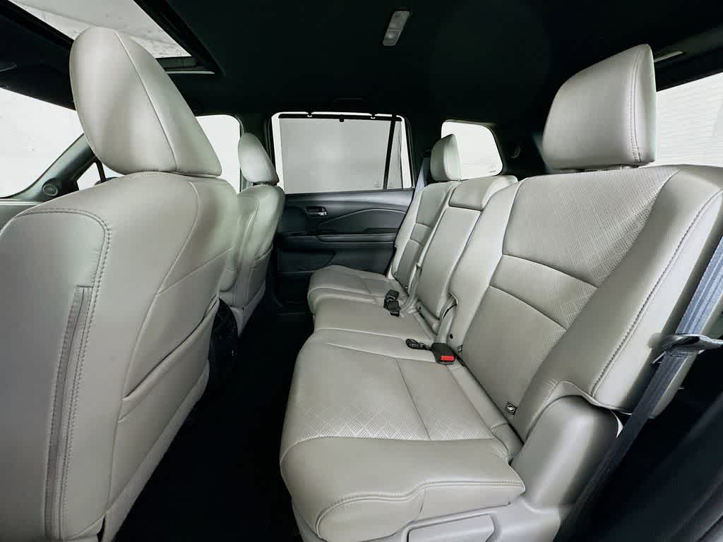 Thumbnail: 2021 Honda Passport - 14