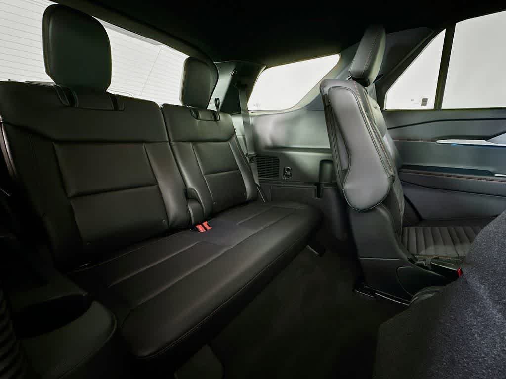 Thumbnail: 2026 Ford Explorer - 34