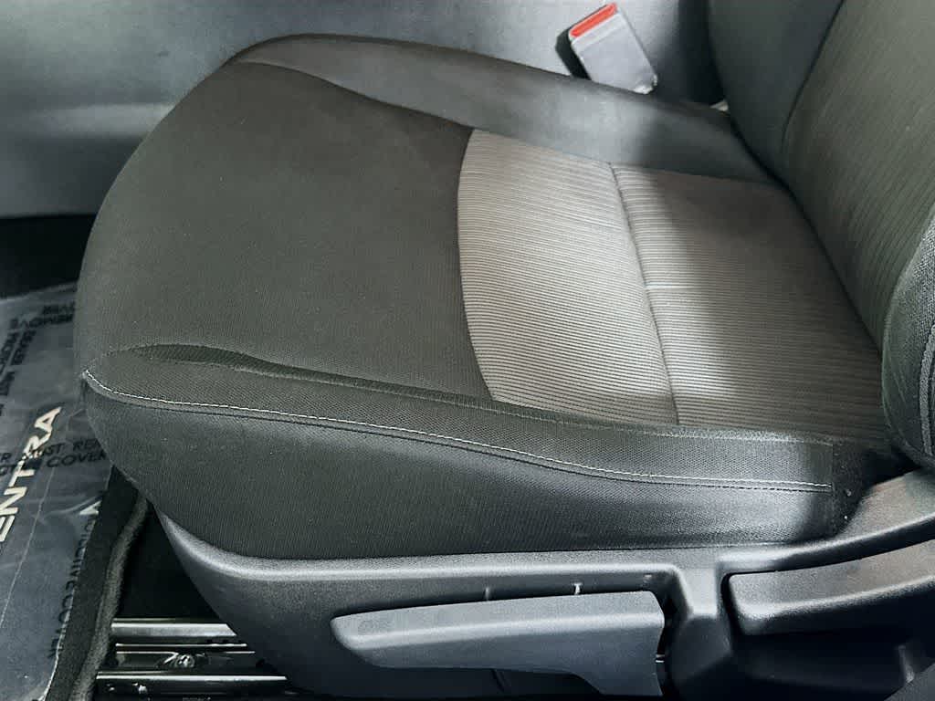 Thumbnail: 2023 Nissan Sentra - 29