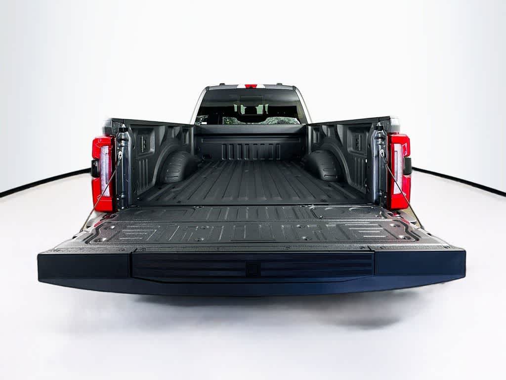 Thumbnail: 2025 Ford F-250 - 21