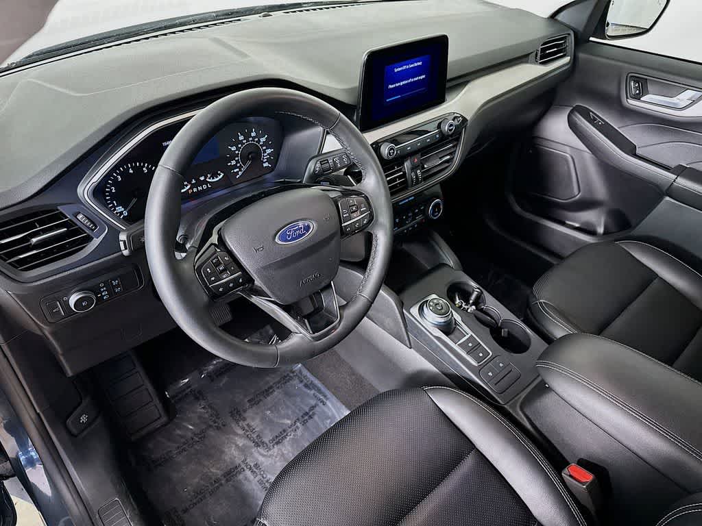 Thumbnail: 2022 Ford Escape - 2