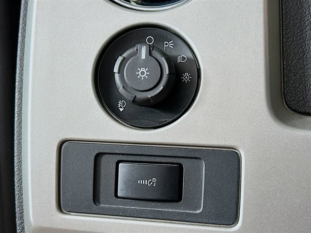 Thumbnail: 2014 Ford F-150 - 27