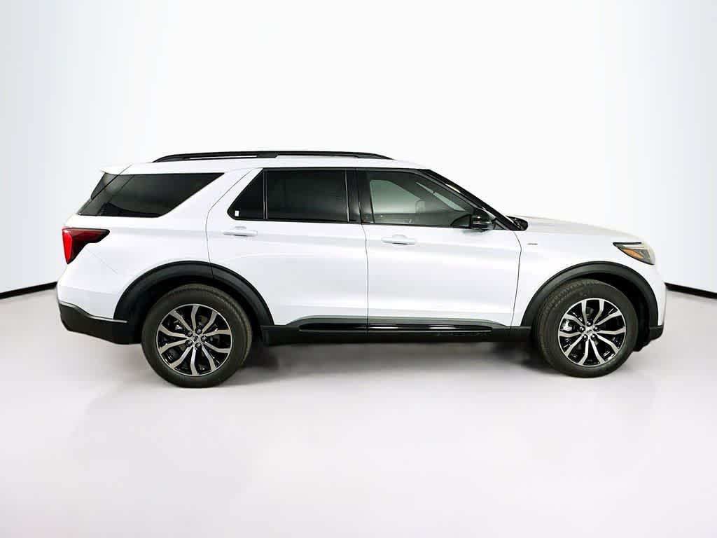 Thumbnail: 2026 Ford Explorer - 25