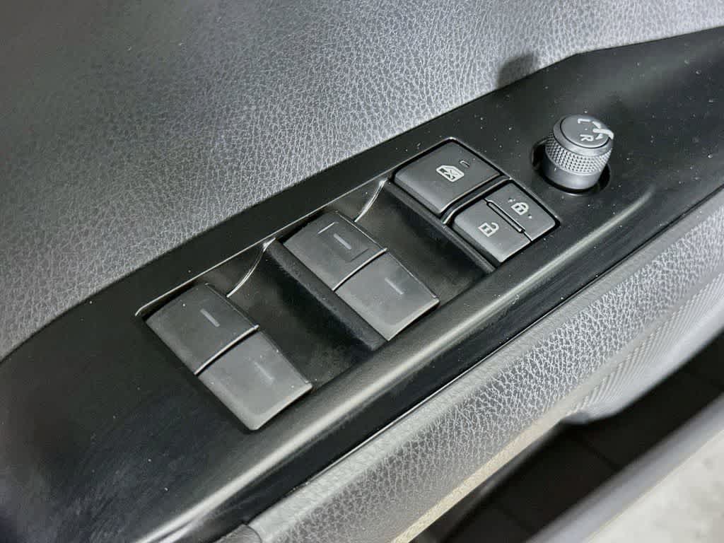 Thumbnail: 2025 Toyota Camry - 29