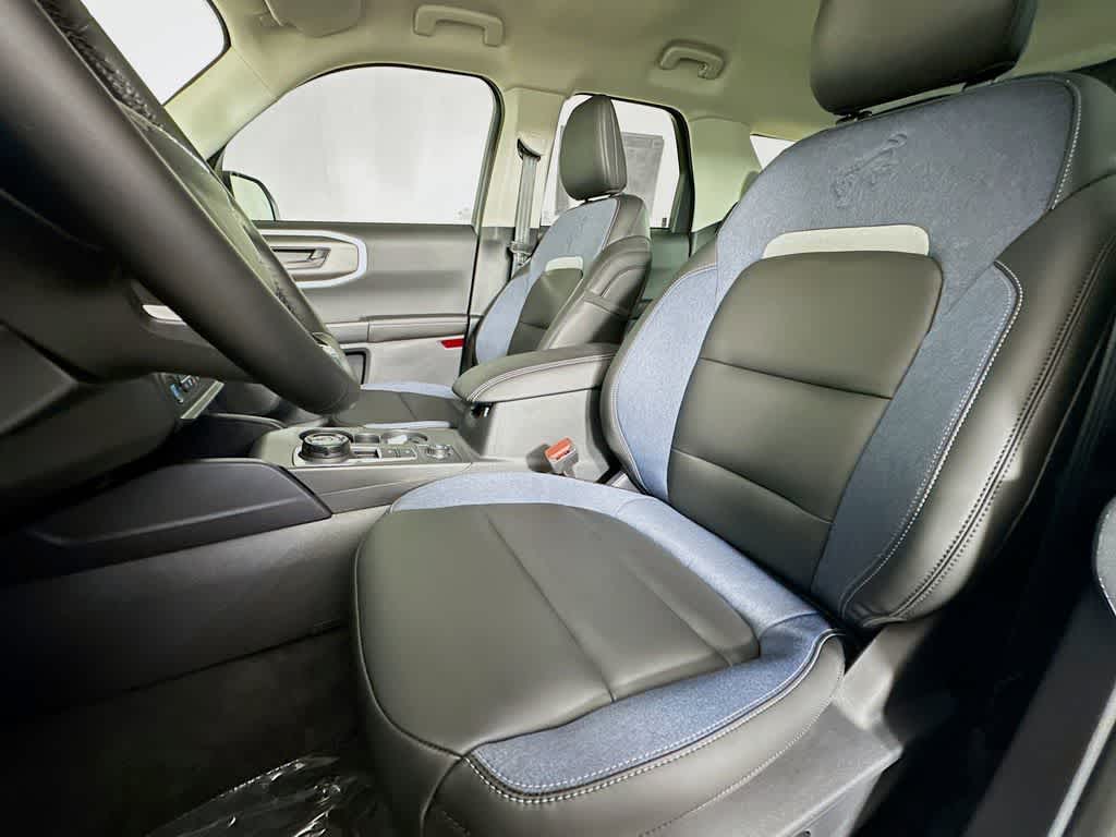 Thumbnail: 2025 Ford Bronco Sport - 12