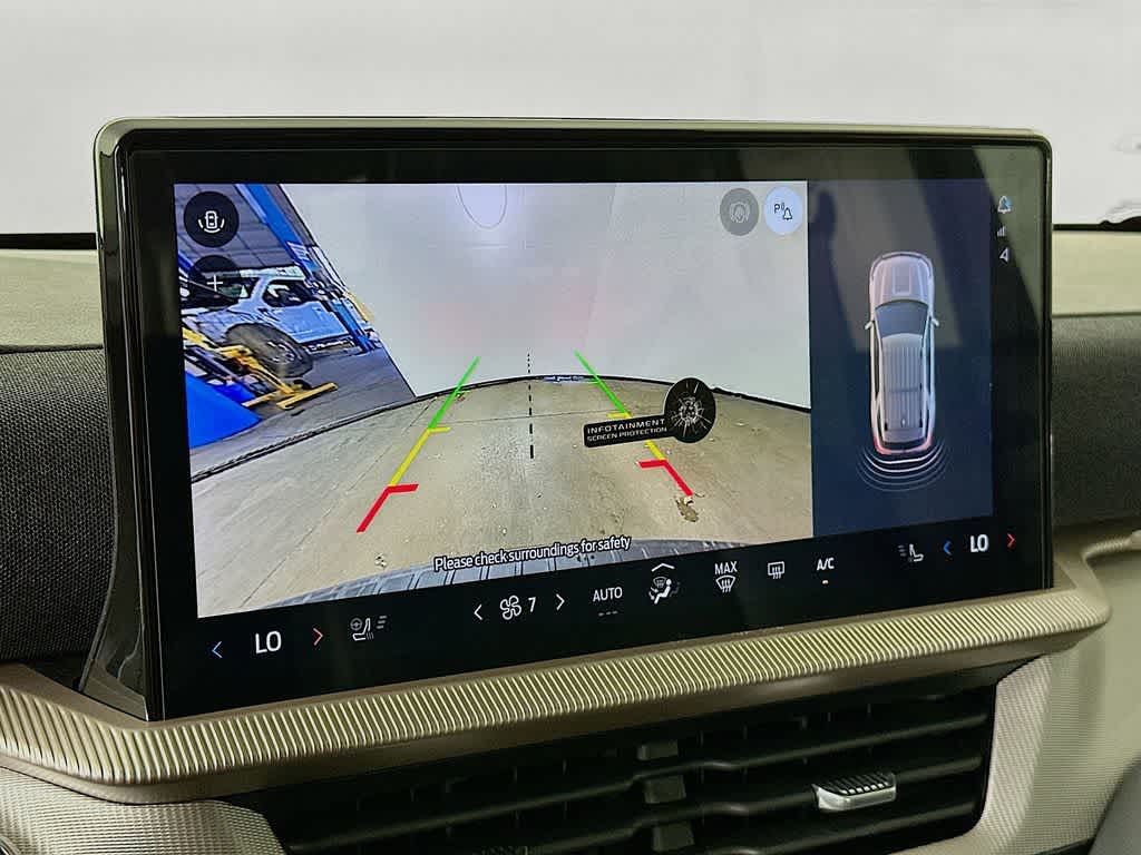 Thumbnail: 2025 Ford Explorer - 28