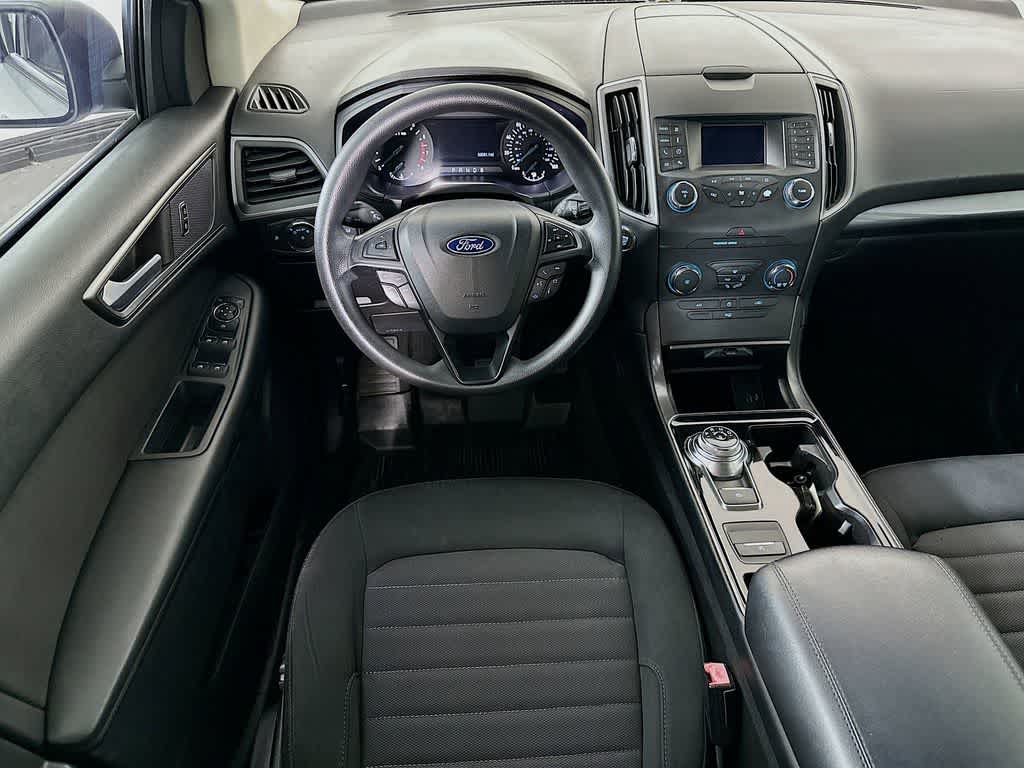 Thumbnail: 2019 Ford Edge - 10