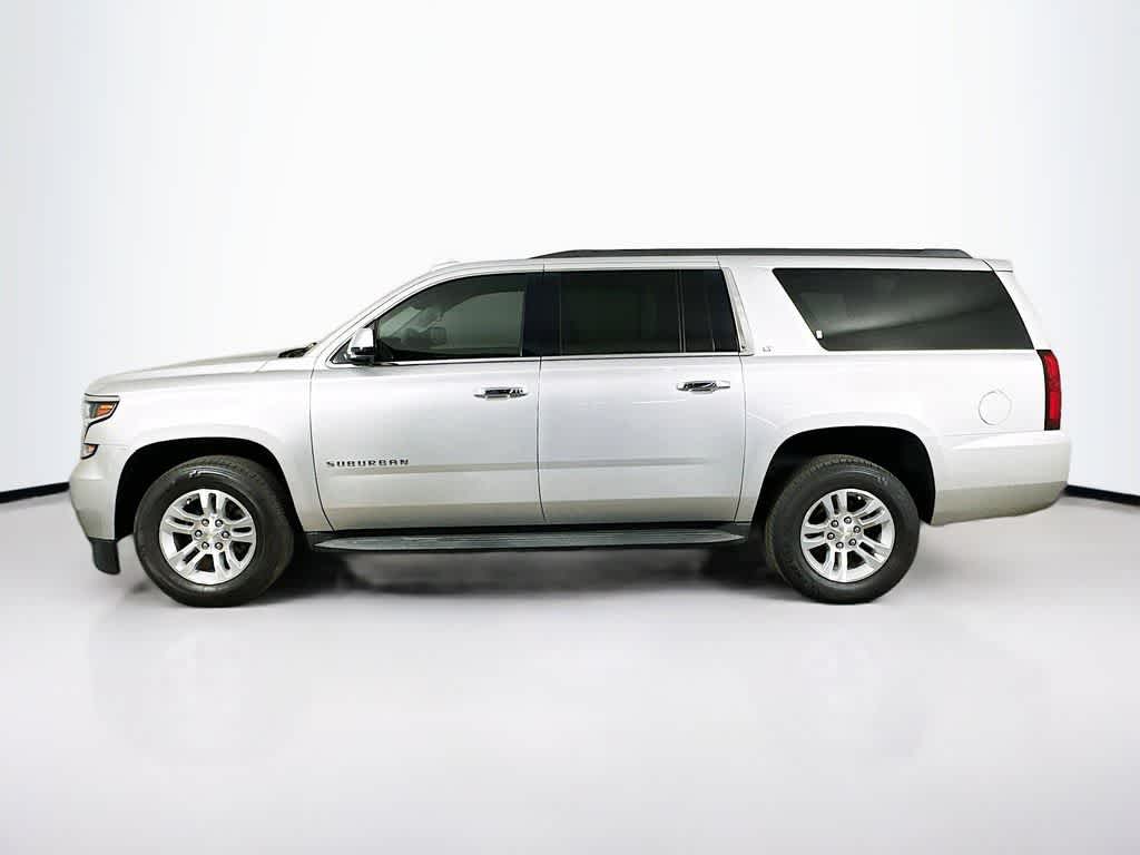 Thumbnail: 2018 Chevrolet Suburban - 3