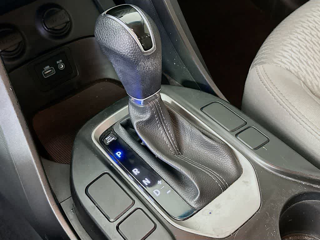 Thumbnail: 2018 Hyundai Santa Fe - 18