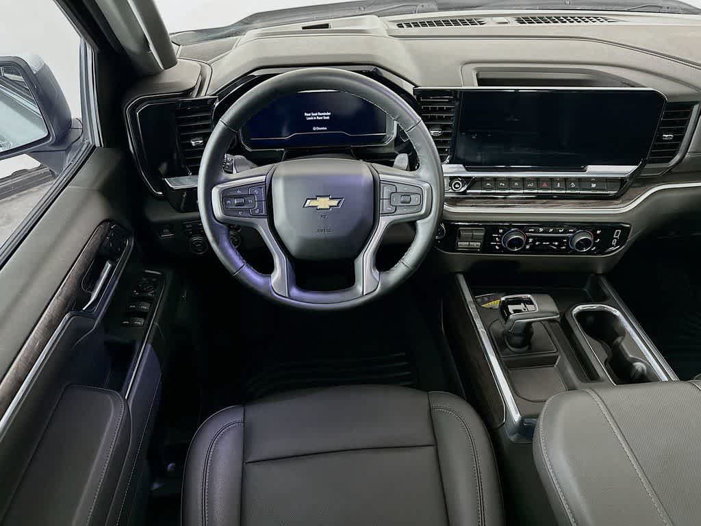 Thumbnail: 2024 Chevrolet Silverado 1500 - 10