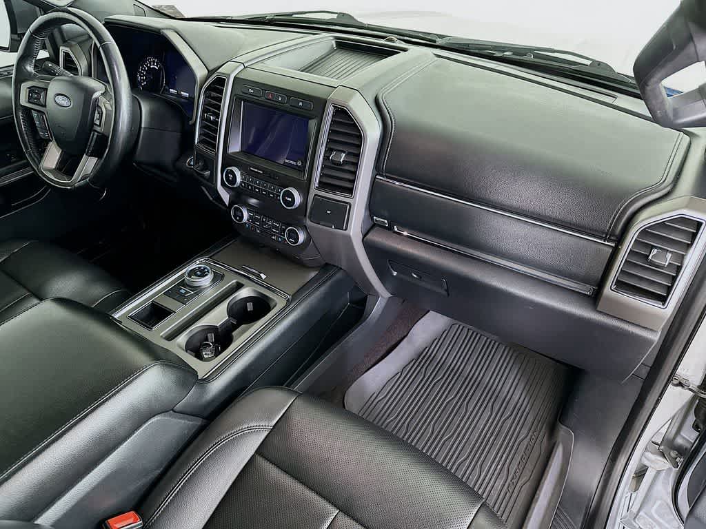 Thumbnail: 2021 Ford Expedition - 32