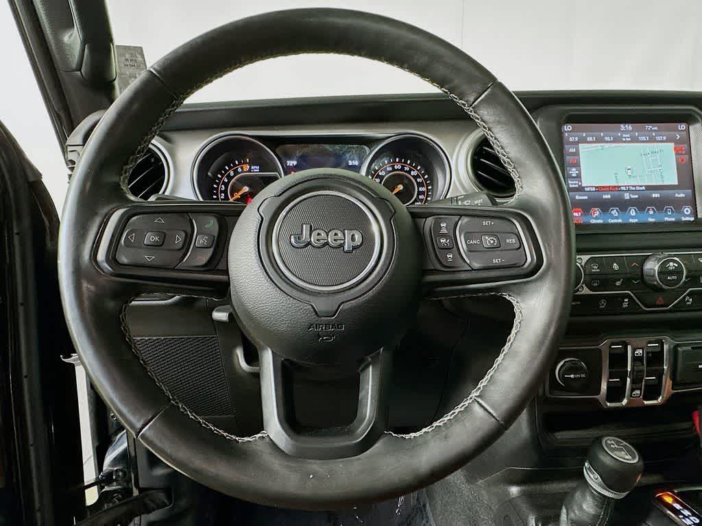 Thumbnail: 2021 Jeep Gladiator - 15