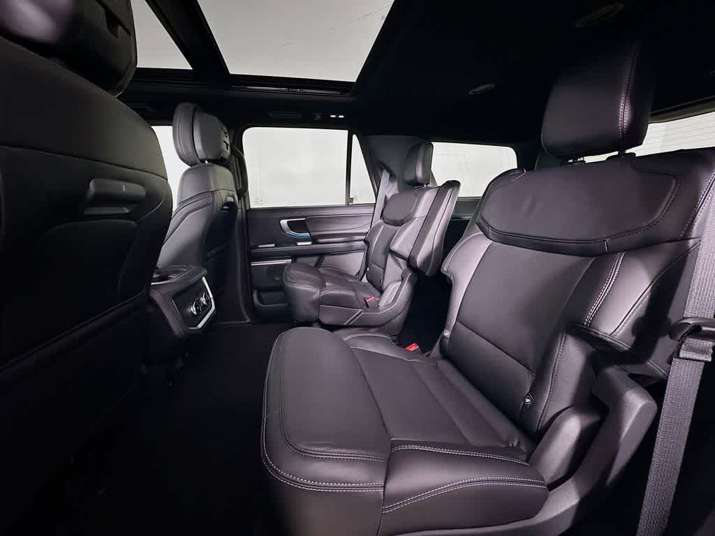 Thumbnail: 2026 Ford Expedition - 14