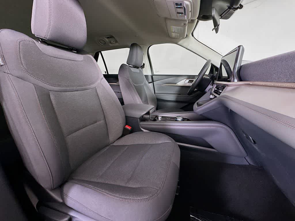 Thumbnail: 2026 Ford Explorer - 15