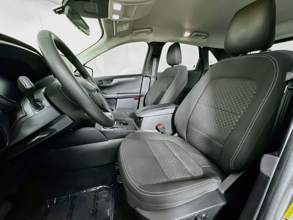 Thumbnail: 2023 Ford Escape - 12