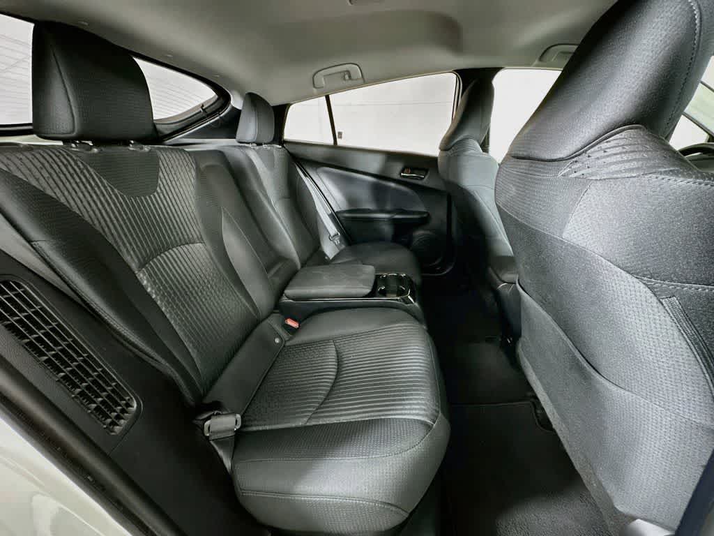 Thumbnail: 2019 Toyota Prius Prime - 30