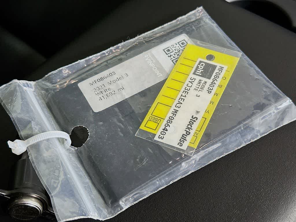 Thumbnail: 2021 Tesla Model 3 - 22