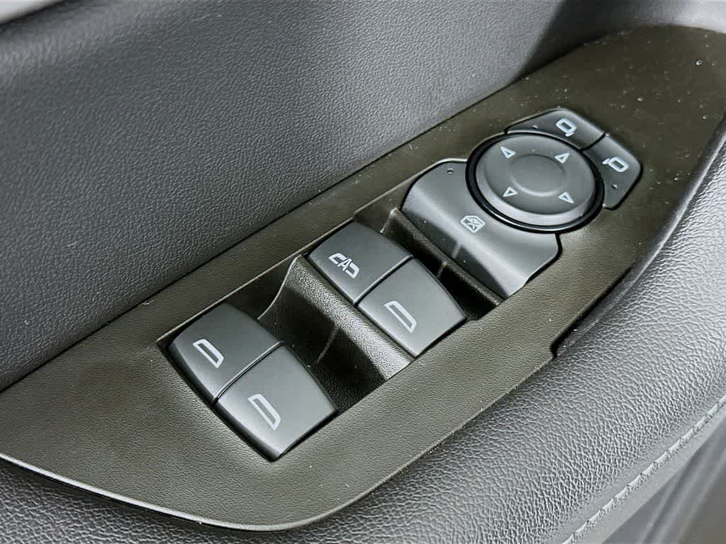 Thumbnail: 2023 Chevrolet Blazer - 29