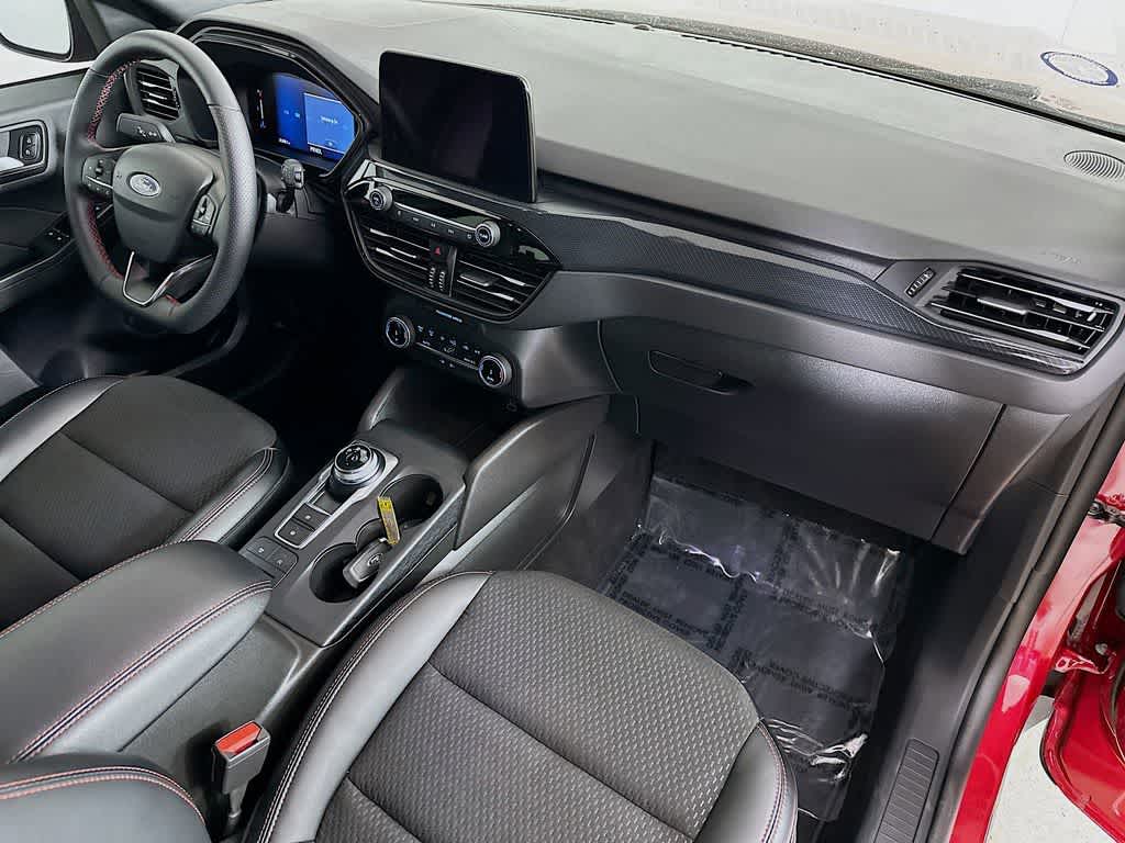 Thumbnail: 2025 Ford Escape - 32