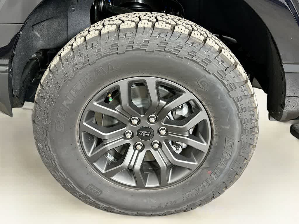 2025 Ford F-150 Tremor 8
