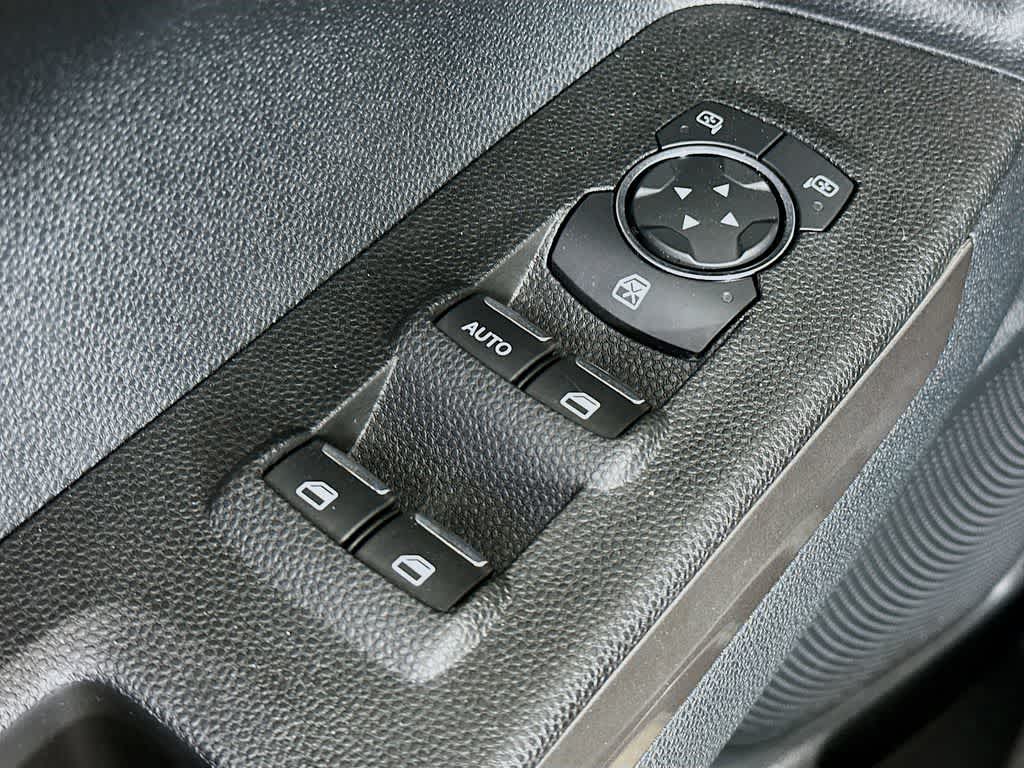 Thumbnail: 2022 Ford EcoSport - 28