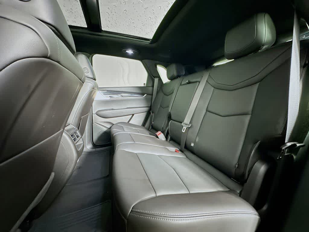 Thumbnail: 2023 Cadillac XT5 - 14