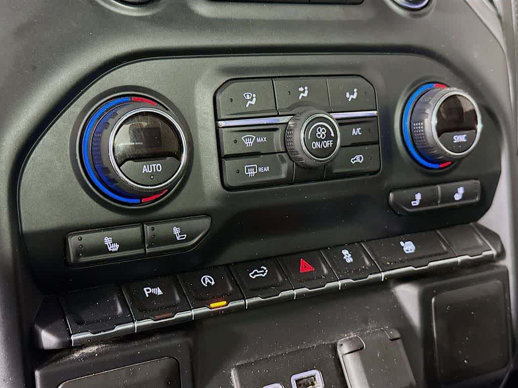 Thumbnail: 2019 Chevrolet Silverado 1500 - 17