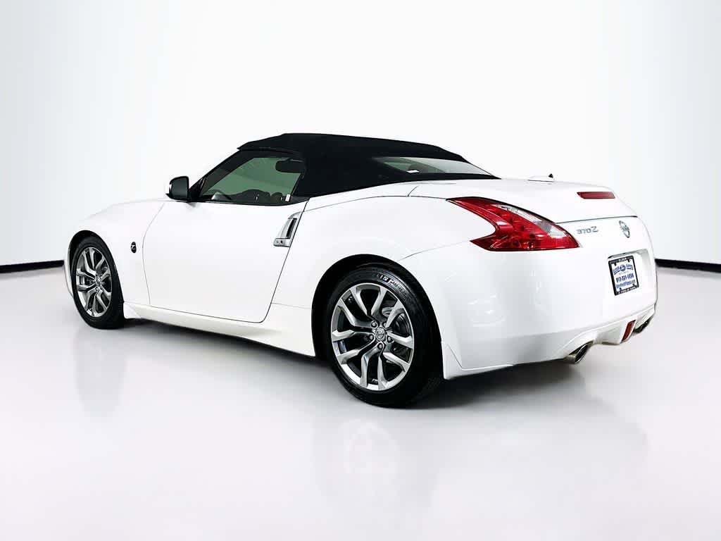 Thumbnail: 2013 Nissan Z - 4
