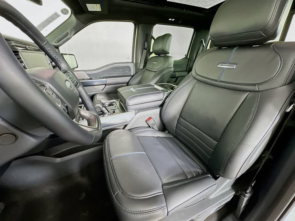 2025 Ford F-150 Platinum 12