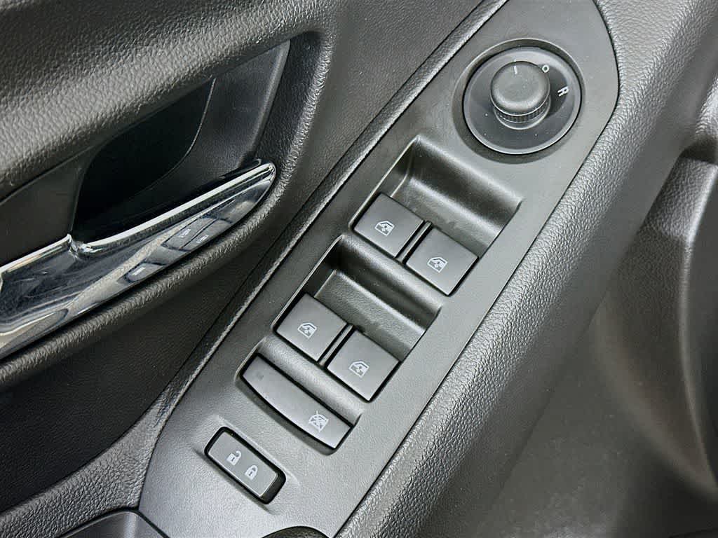 Thumbnail: 2021 Chevrolet Trax - 28