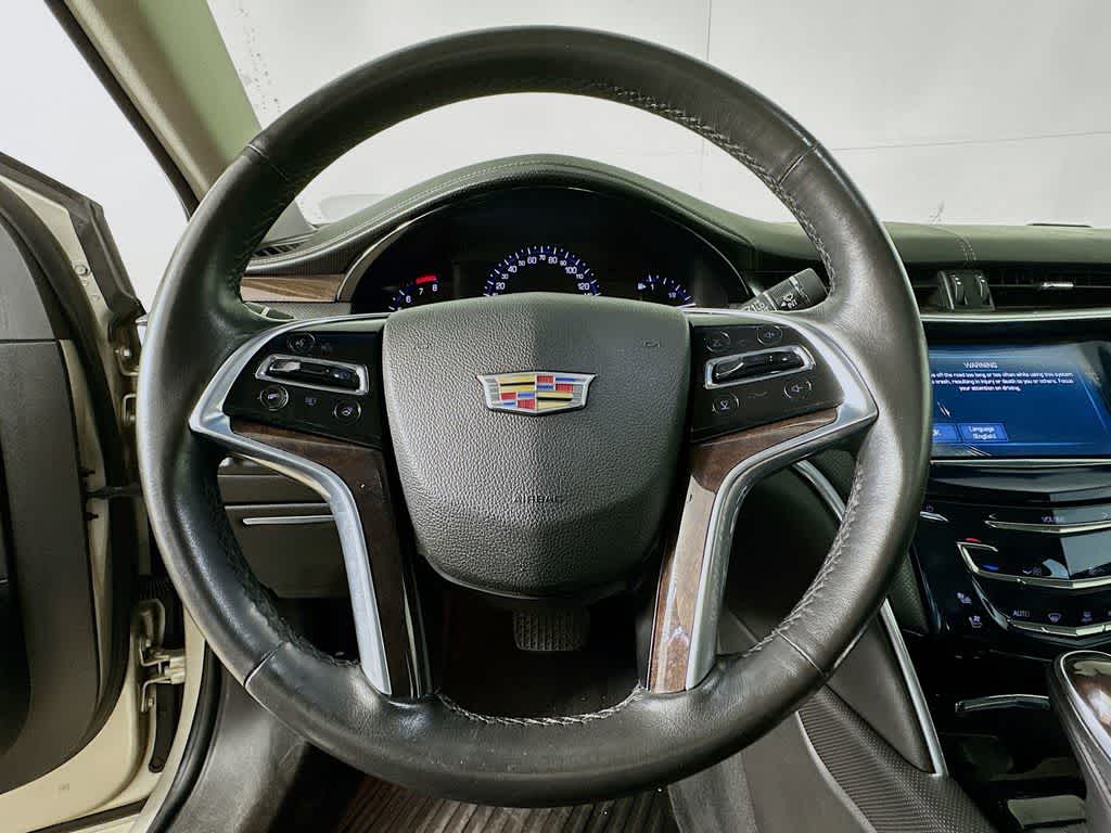 Thumbnail: 2016 Cadillac XTS - 16