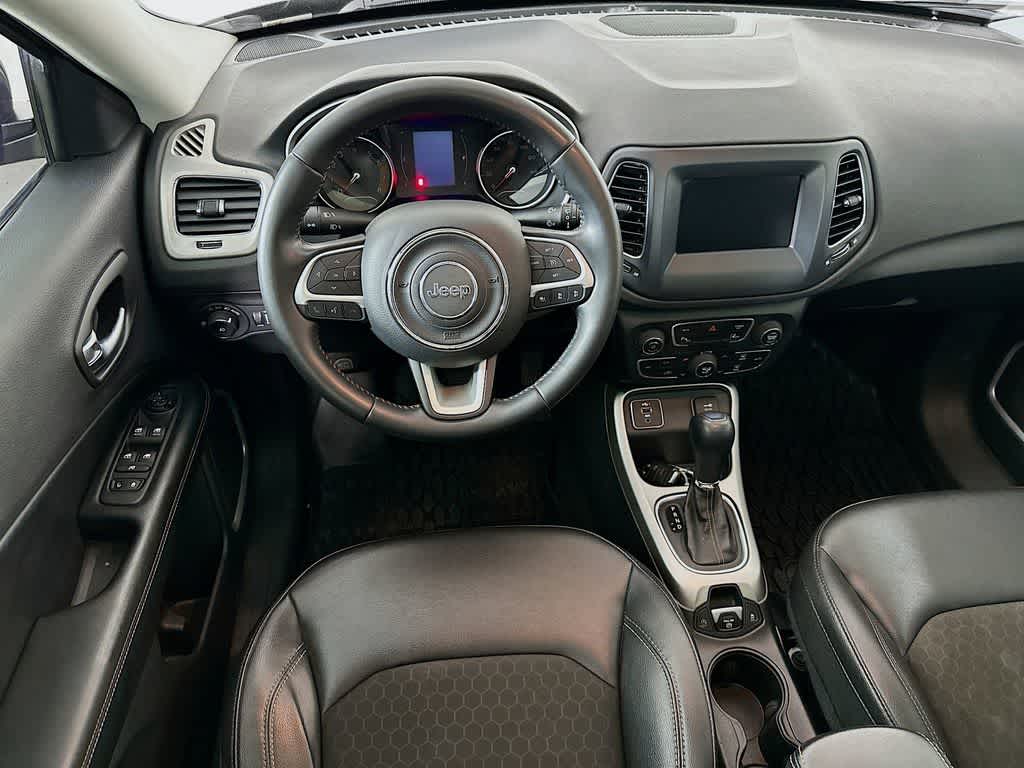 Thumbnail: 2020 Jeep Compass - 10