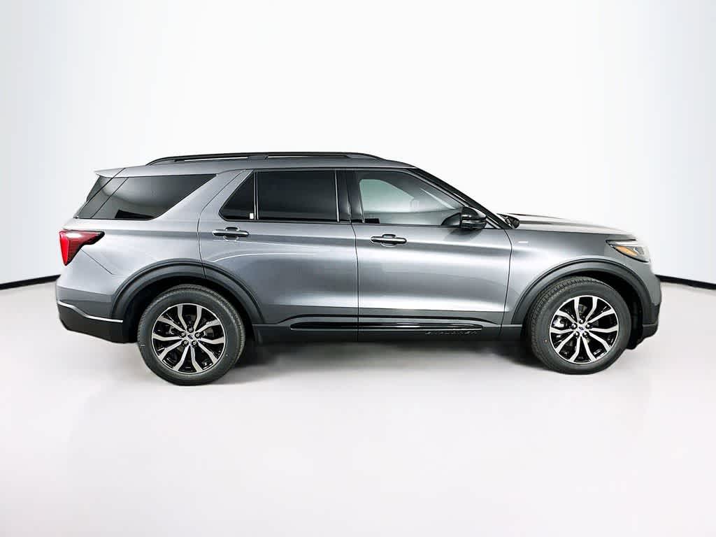 Thumbnail: 2026 Ford Explorer - 25