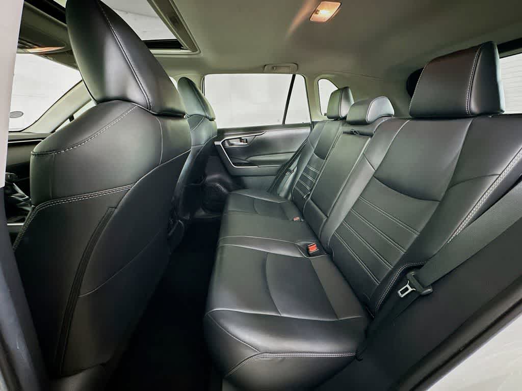 Thumbnail: 2021 Toyota RAV4 - 14