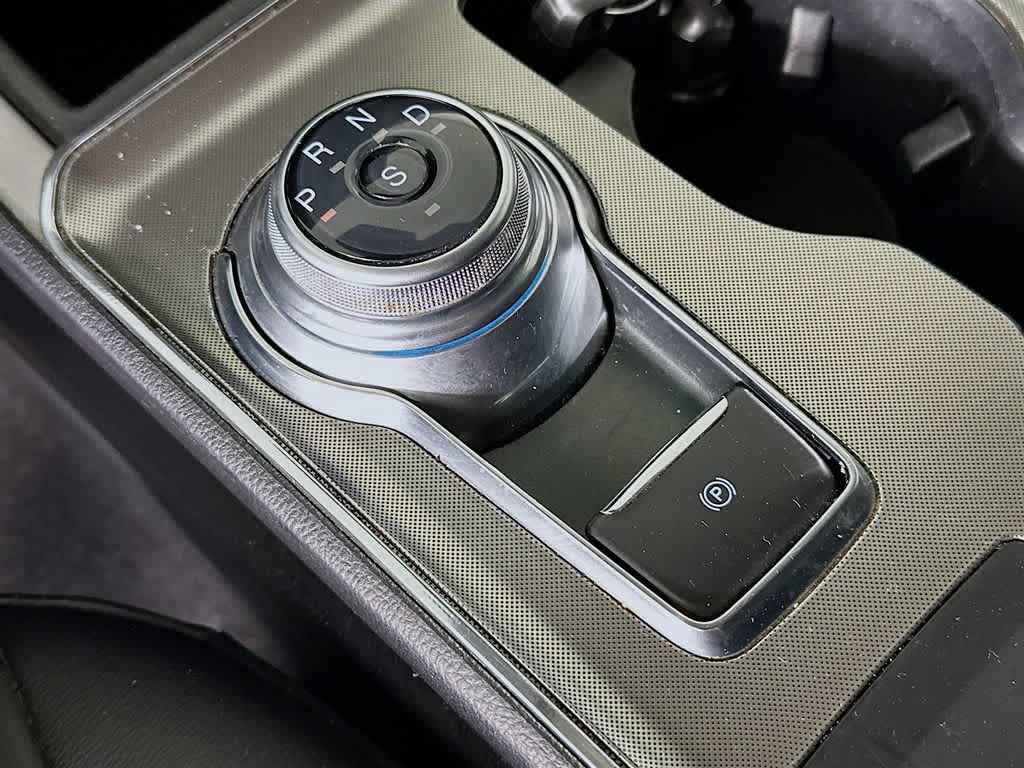 Thumbnail: 2022 Ford Edge - 18