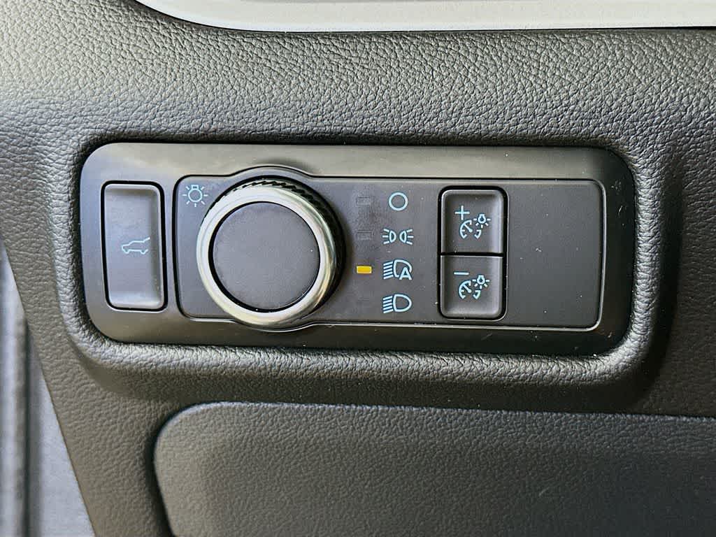 Thumbnail: 2024 Ford Explorer - 26