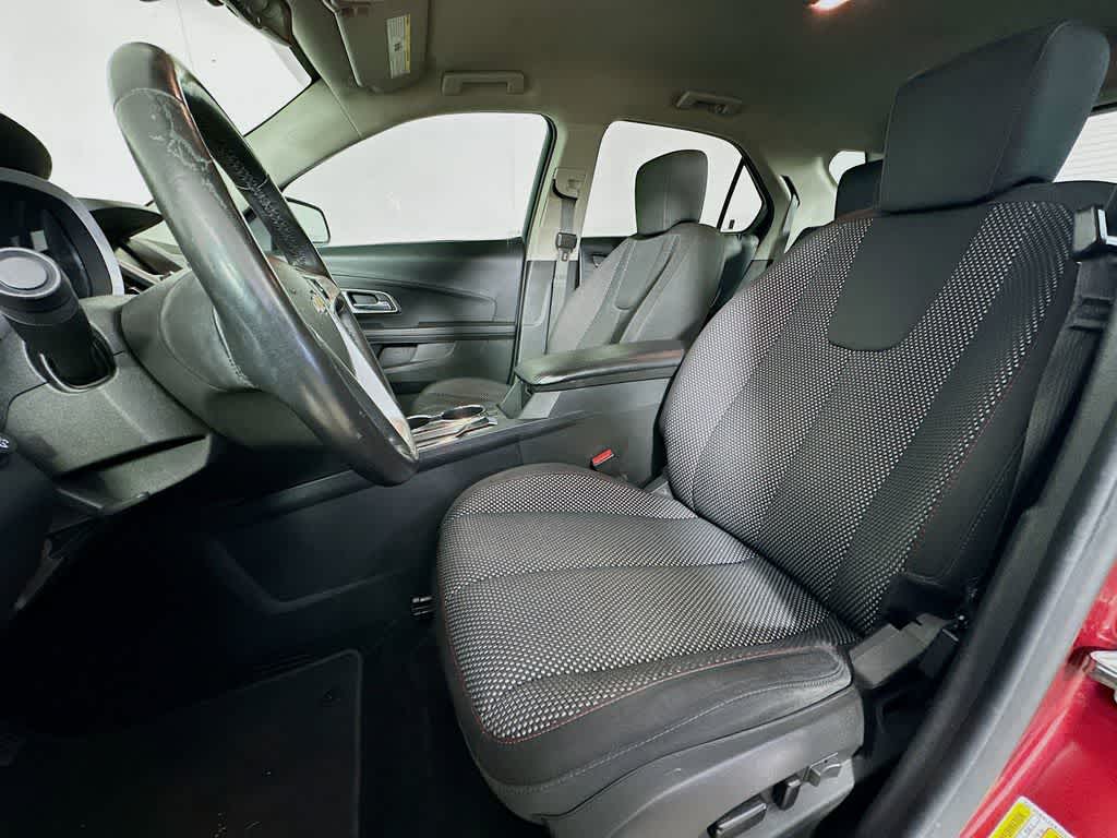 Thumbnail: 2016 Chevrolet Equinox - 11