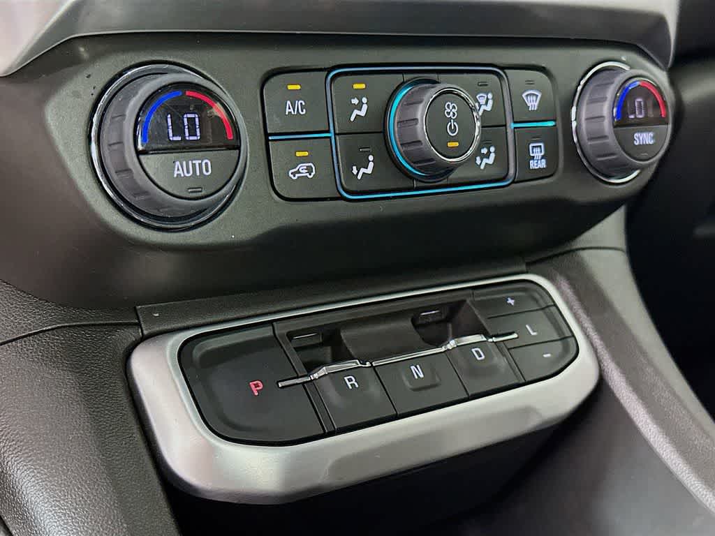 Thumbnail: 2023 GMC Acadia - 18